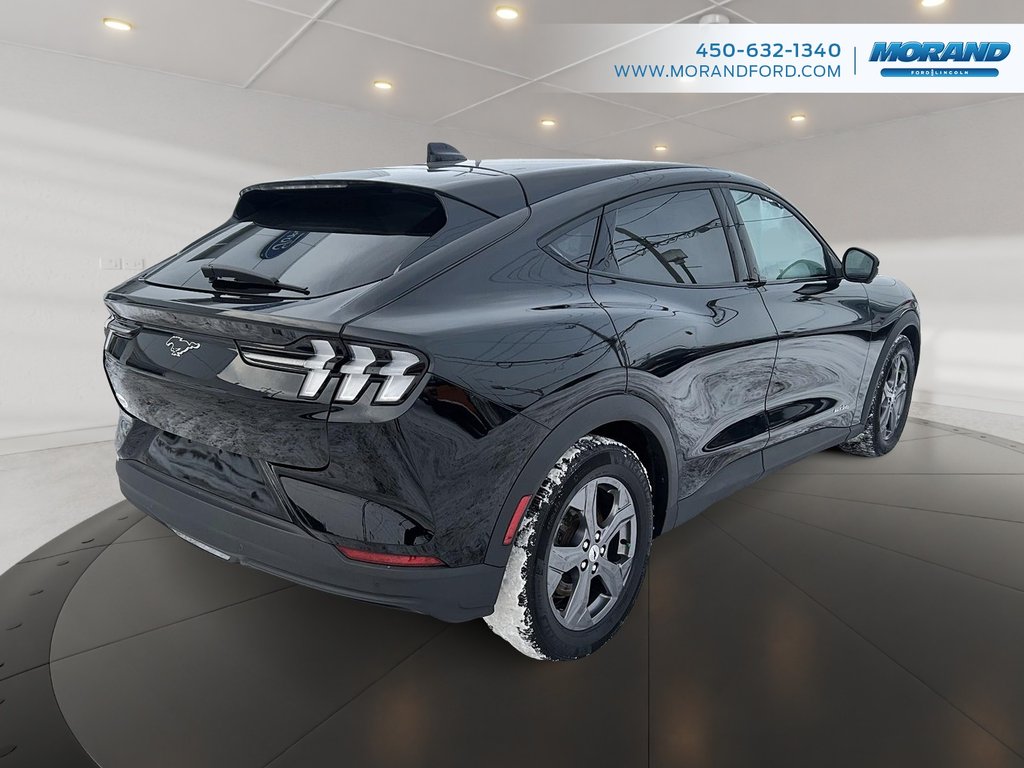 2023 Ford Mustang Mach-E Select in Sainte-Catherine, Quebec - 4 - w1024h768px