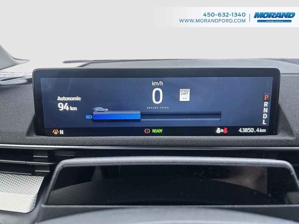2023 Ford Mustang Mach-E Select in Sainte-Catherine, Quebec - 17 - w1024h768px