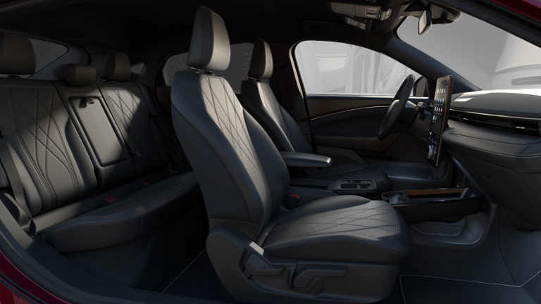 2025 Ford Mustang Mach-E SELECT in Sainte-Catherine, Quebec - 6 - w1024h768px