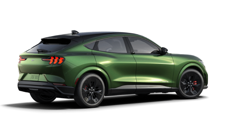 2025 Ford Mustang Mach-E GT in Sainte-Catherine, Quebec - 3 - w1024h768px