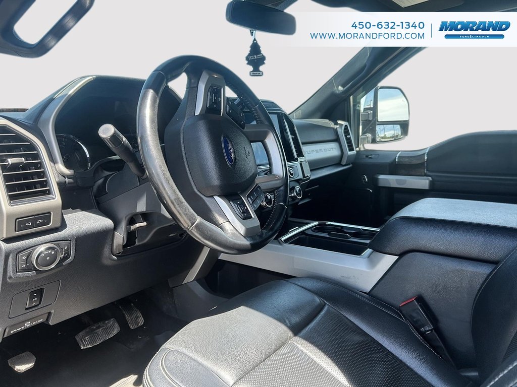 2022 Ford Super Duty F-350 DRW in Sainte-Catherine, Quebec - 12 - w1024h768px