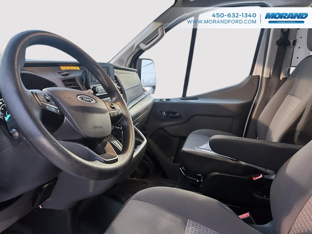 Ford Transit Cargo Van  2024 à Sainte-Catherine, Québec - 9 - w1024h768px
