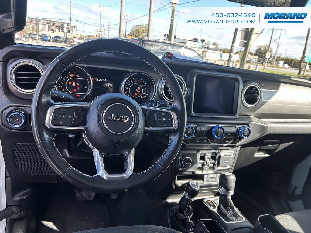 2023 Jeep Wrangler Sahara in Sainte-Catherine, Quebec - 16 - w1024h768px