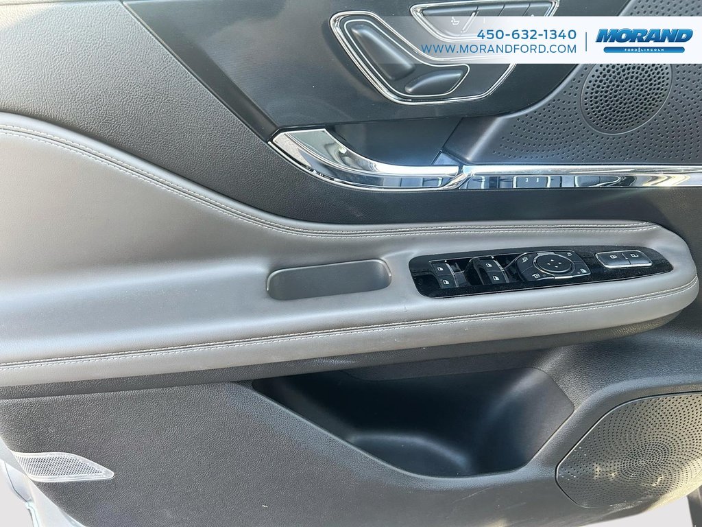 2023 Lincoln Corsair Reserve in Sainte-Catherine, Quebec - 13 - w1024h768px