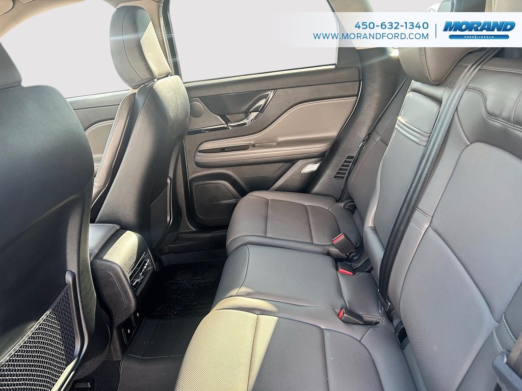 2023 Lincoln Corsair Reserve in Sainte-Catherine, Quebec - 12 - w1024h768px