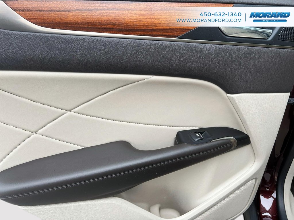 Lincoln MKC Select 2018 à Sainte-Catherine, Québec - 11 - w1024h768px