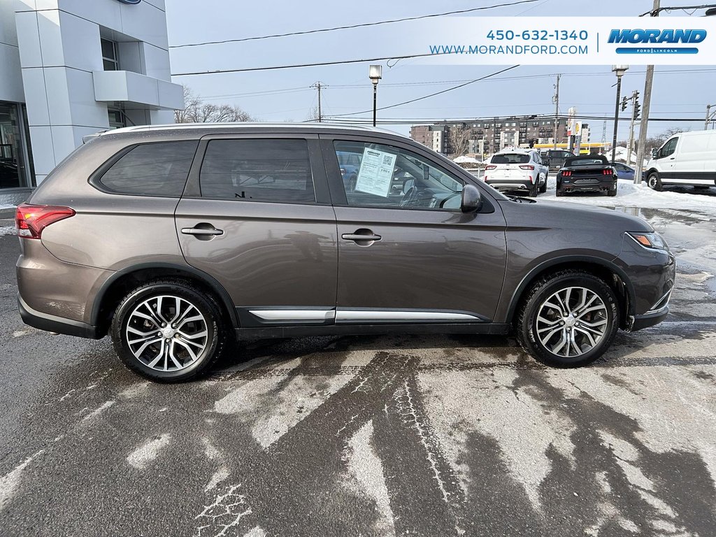 Mitsubishi Outlander ES 2016 à Sainte-Catherine, Québec - 3 - w1024h768px
