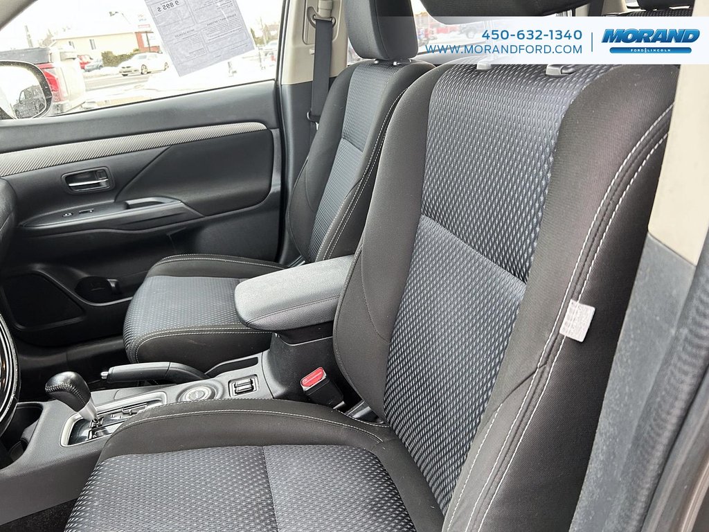 Mitsubishi Outlander ES 2016 à Sainte-Catherine, Québec - 15 - w1024h768px