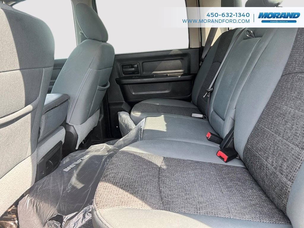 2019 Ram 1500 Classic Tradesman in Sainte-Catherine, Quebec - 11 - w1024h768px