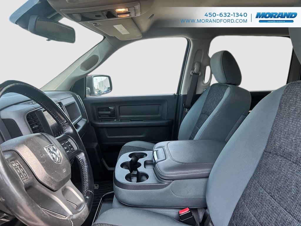 2019 Ram 1500 Classic Tradesman in Sainte-Catherine, Quebec - 14 - w1024h768px