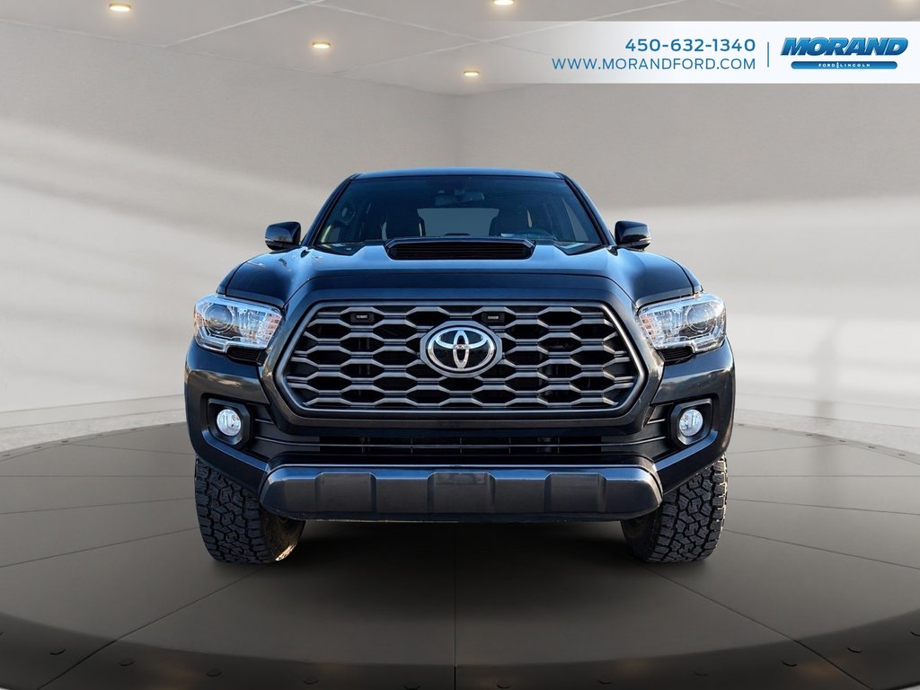 2023 Toyota TACOMA DBL CAB SR5/TRD in Sainte-Catherine, Quebec - 2 - w1024h768px