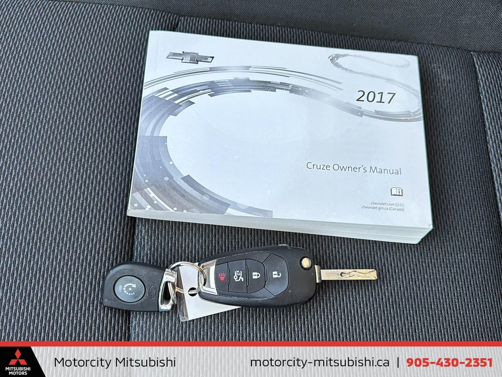 2017  Cruze LT in Whitby, Ontario - 16 - w1024h768px
