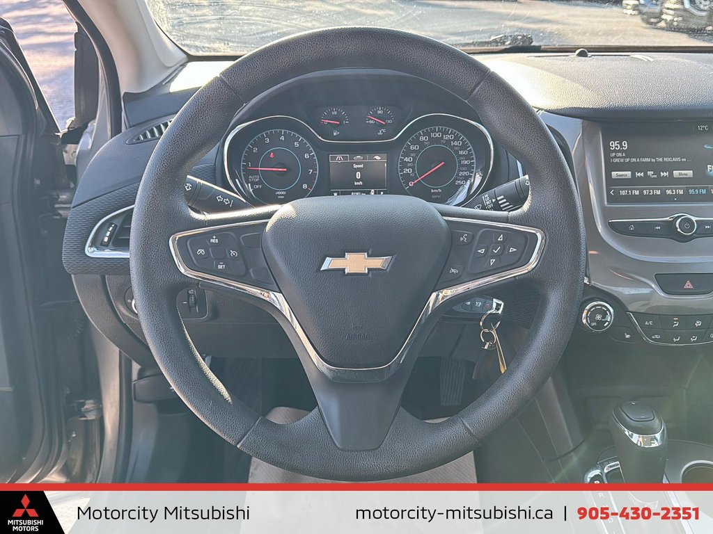 2017  Cruze LT in Whitby, Ontario - 12 - w1024h768px