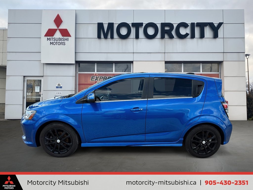 2017  Sonic LT... Manual in Whitby, Ontario - 5 - w1024h768px