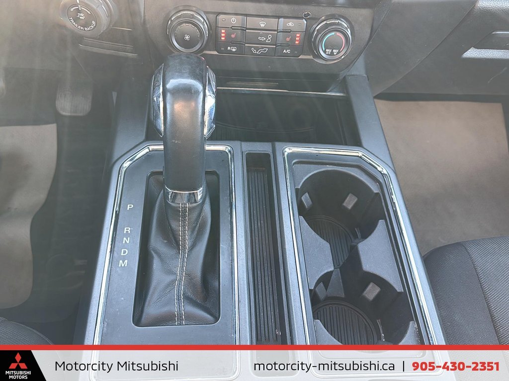 2019  F-150 XLT Supercrew in Whitby, Ontario - 14 - w1024h768px