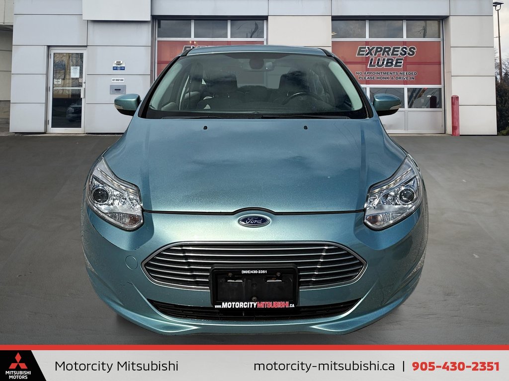 2012  Focus electric Hatch in Whitby, Ontario - 2 - w1024h768px