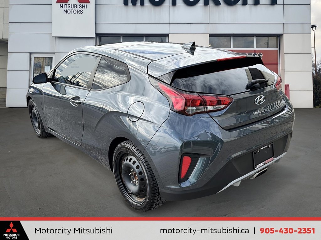 2020  Veloster Luxury in Whitby, Ontario - 4 - w1024h768px
