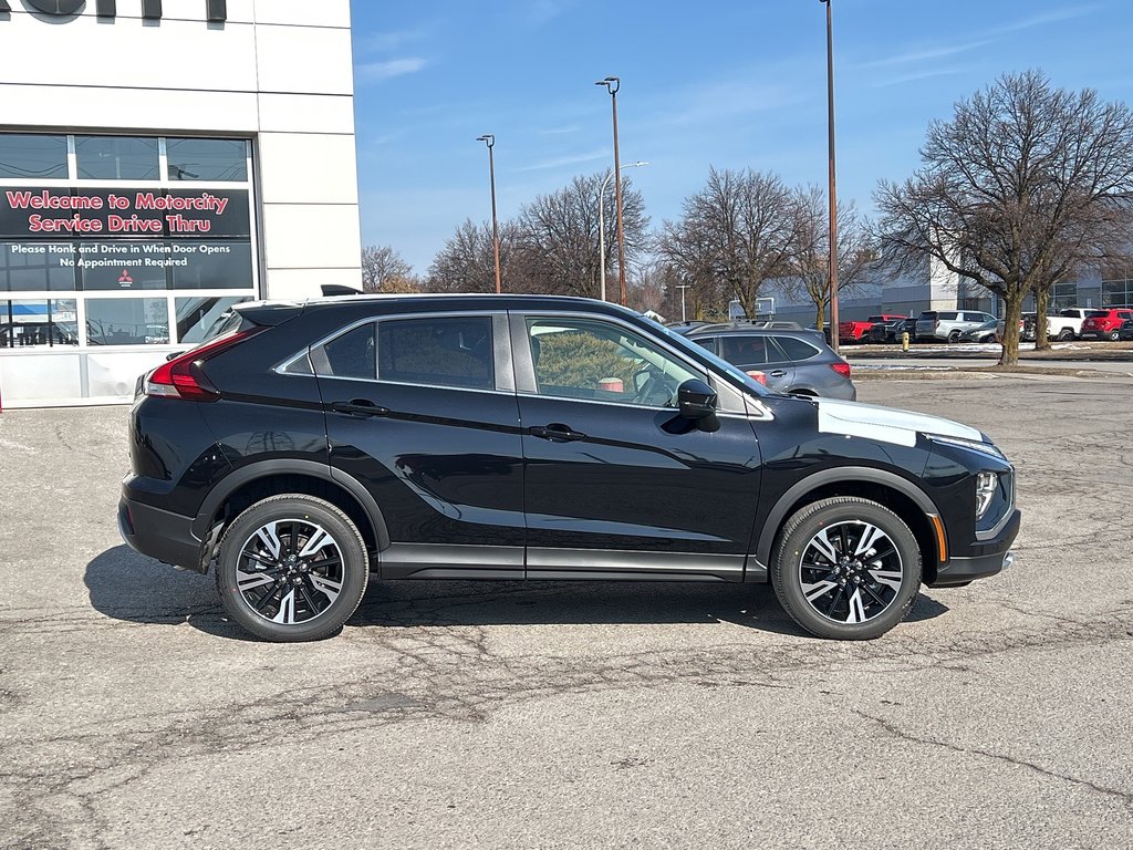 2024  ECLIPSE CROSS SE S-AWC.. In Stock and Ready to go! Buy Today! in Whitby, Ontario - 8 - w1024h768px