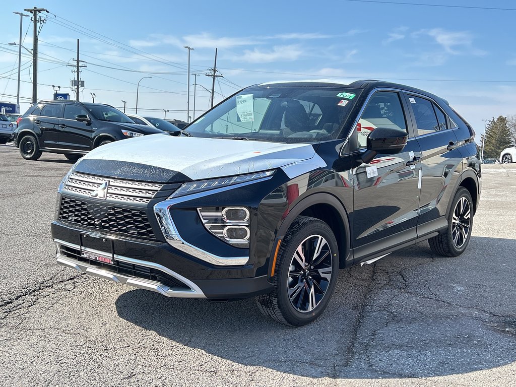 2024  ECLIPSE CROSS SE S-AWC.. In Stock and Ready to go! Buy Today! in Whitby, Ontario - 4 - w1024h768px
