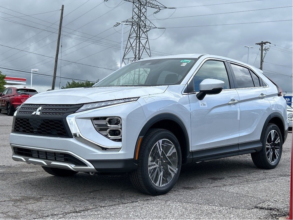 2024  ECLIPSE CROSS SE S-AWC.. In Stock and Ready to go! Buy Today! in Whitby, Ontario - 4 - w1024h768px