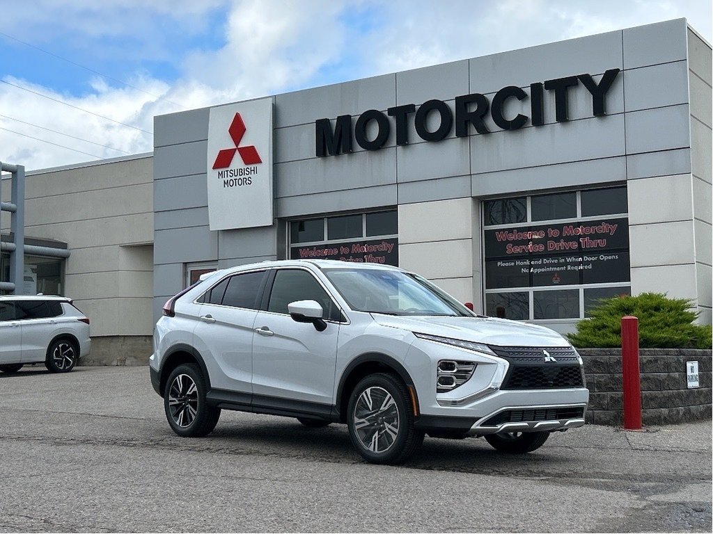 2024  ECLIPSE CROSS SE S-AWC.. In Stock and Ready to go! Buy Today! in Whitby, Ontario - 9 - w1024h768px