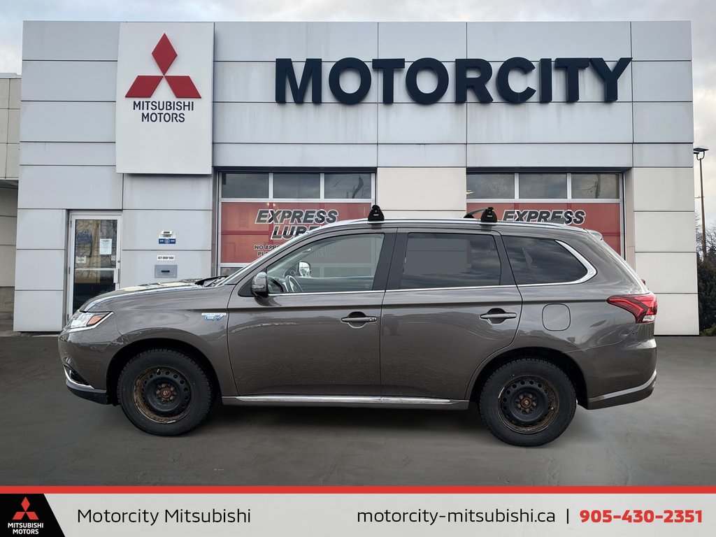 2018  OUTLANDER PHEV GT in Whitby, Ontario - 5 - w1024h768px