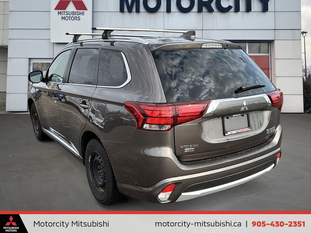 2018  OUTLANDER PHEV GT in Whitby, Ontario - 4 - w1024h768px