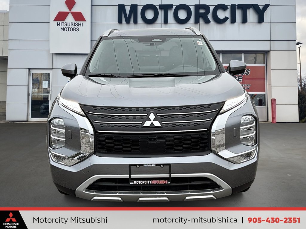 2023  OUTLANDER PHEV SEL.. Accident Free in Whitby, Ontario - 2 - w1024h768px