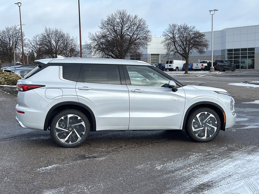 2024  OUTLANDER PHEV GT-P S-AWC...Spring Savings on Now! IN STORE ONLY! in Whitby, Ontario - 8 - w1024h768px