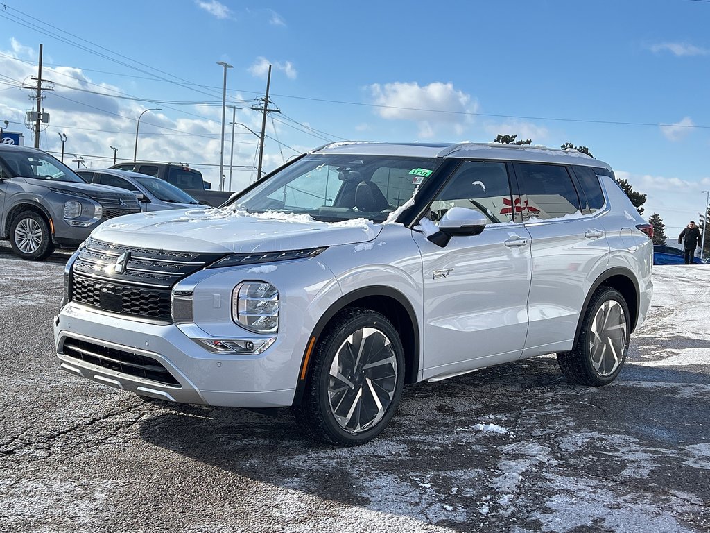 2024  OUTLANDER PHEV GT-P S-AWC...Spring Savings on Now! IN STORE ONLY! in Whitby, Ontario - 4 - w1024h768px