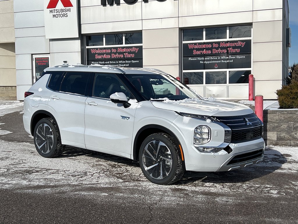 2024  OUTLANDER PHEV GT-P S-AWC...Spring Savings on Now! IN STORE ONLY! in Whitby, Ontario - 9 - w1024h768px