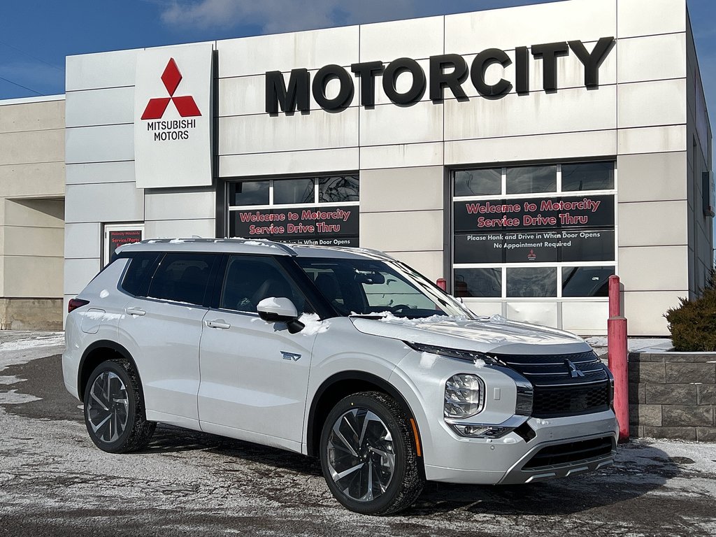 2024  OUTLANDER PHEV GT-P S-AWC...Spring Savings on Now! IN STORE ONLY! in Whitby, Ontario - 1 - w1024h768px
