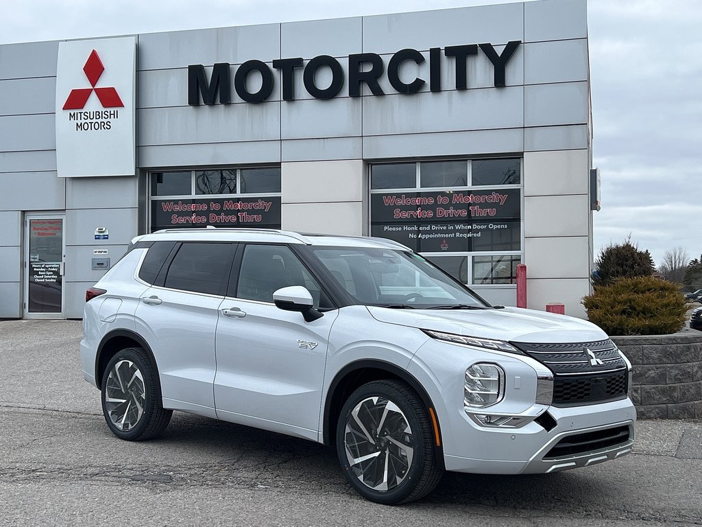 2024  OUTLANDER PHEV GT-P S-AWC...Spring Savings on Now! IN STORE ONLY! in Whitby, Ontario - 9 - w1024h768px