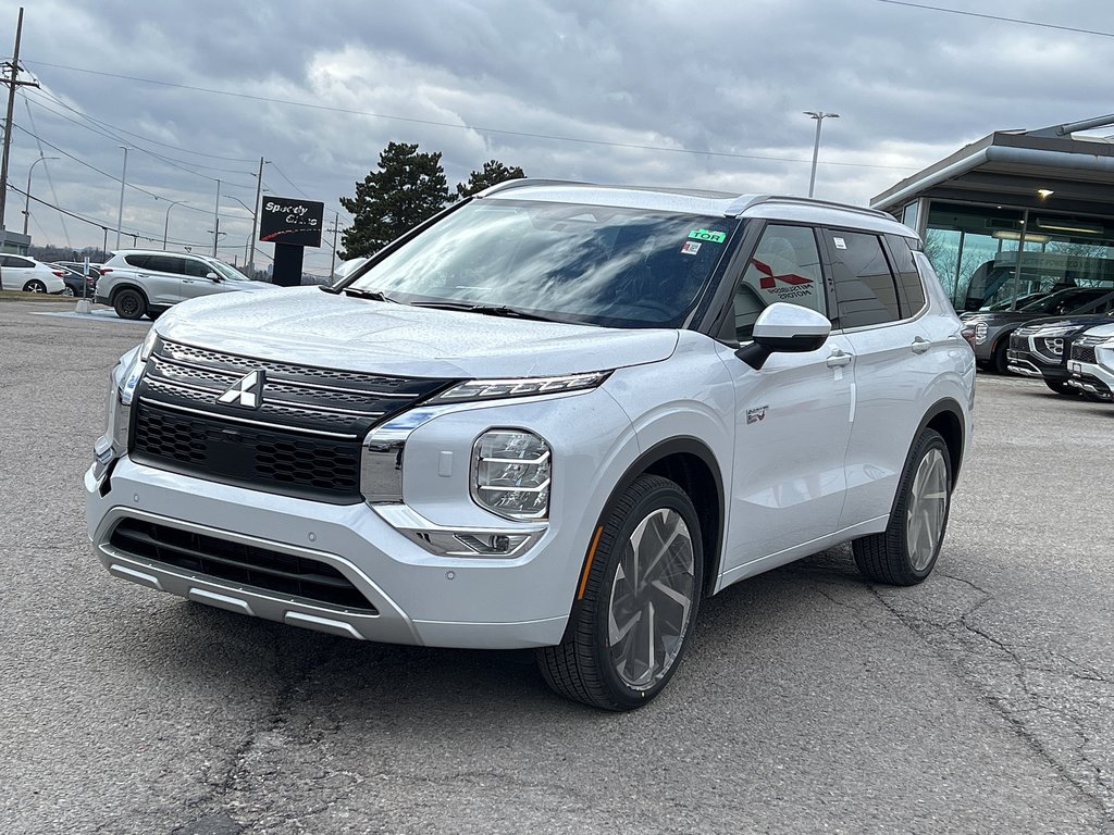 2024  OUTLANDER PHEV GT S-AWC...Spring Savings on Now! IN STORE ONLY!!! in Whitby, Ontario - 3 - w1024h768px