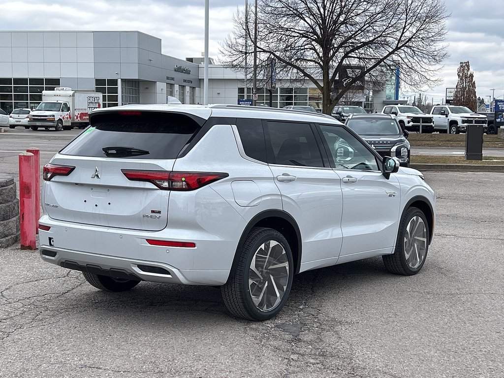 2024  OUTLANDER PHEV GT-P S-AWC...Spring Savings on Now! IN STORE ONLY! in Whitby, Ontario - 7 - w1024h768px