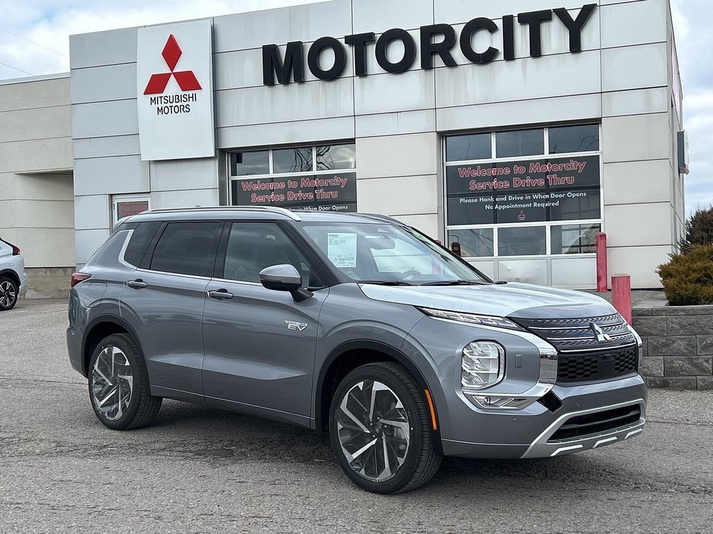 2024  OUTLANDER PHEV GT.. Free Winter Tires in Whitby, Ontario - 9 - w1024h768px