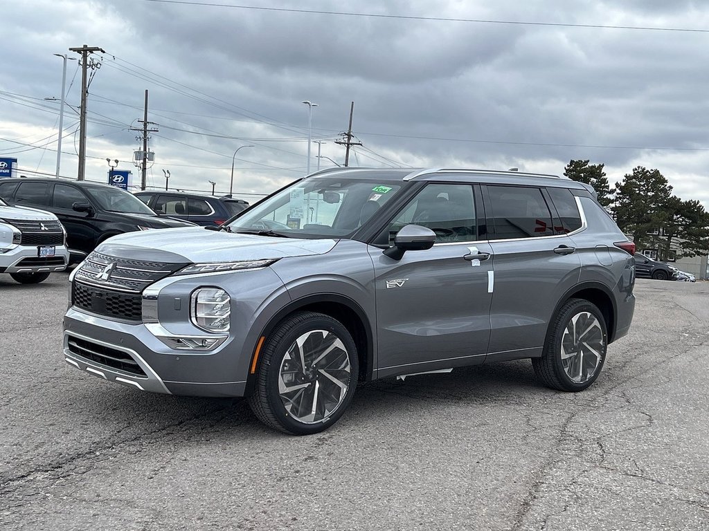 2024  OUTLANDER PHEV GT.. Free Winter Tires in Whitby, Ontario - 4 - w1024h768px