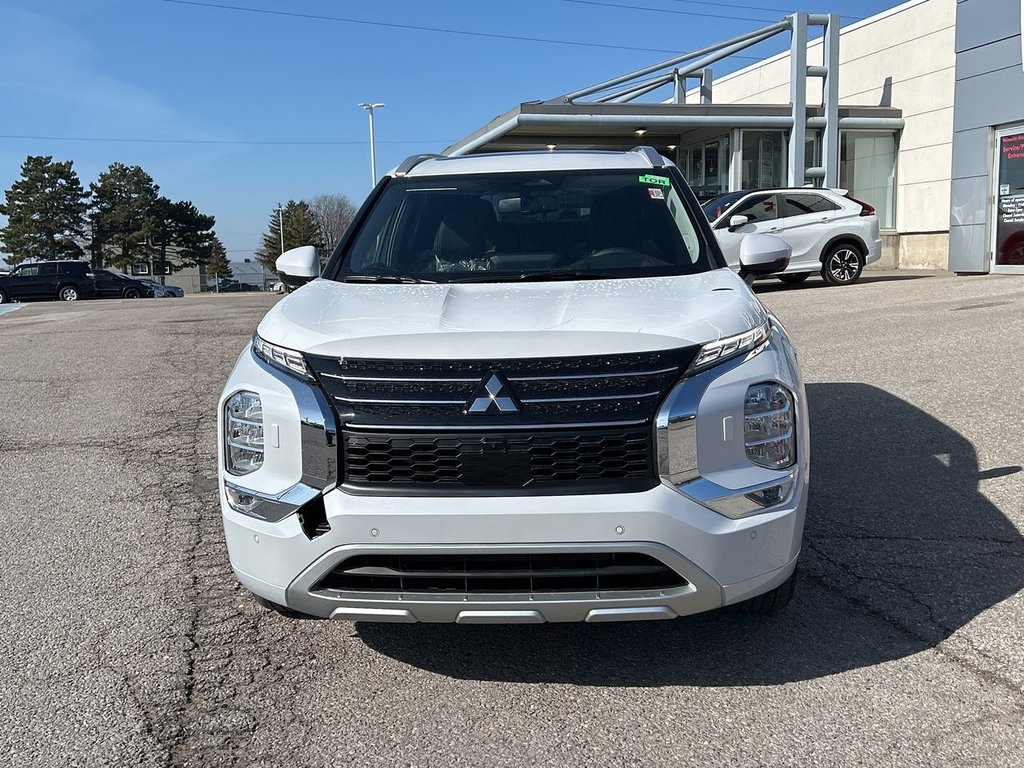 2024  OUTLANDER PHEV GT.. Free Winter Tires in Whitby, Ontario - 2 - w1024h768px