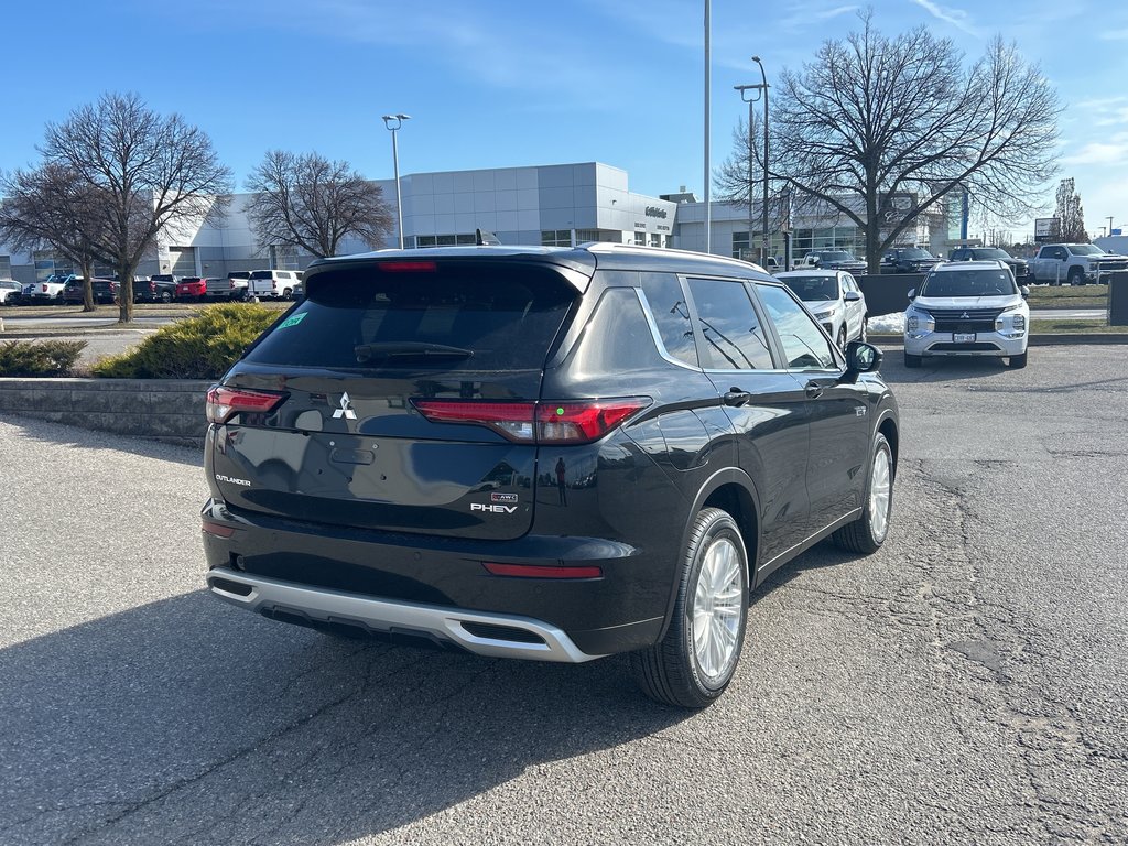 2024  OUTLANDER PHEV LE S-AWC...Spring Savings on Now! IN STORE ONLY!!! in Whitby, Ontario - 7 - w1024h768px