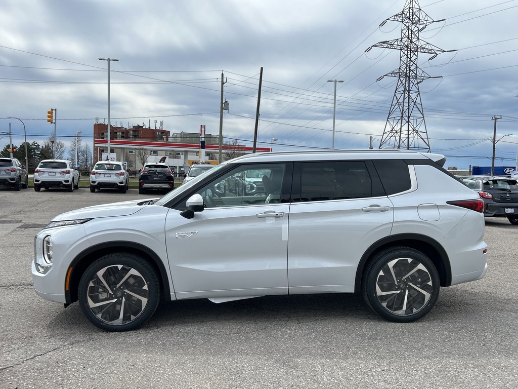 2024  OUTLANDER PHEV GT S-AWC...Spring Savings on Now! IN STORE ONLY!!! in Whitby, Ontario - 4 - w1024h768px