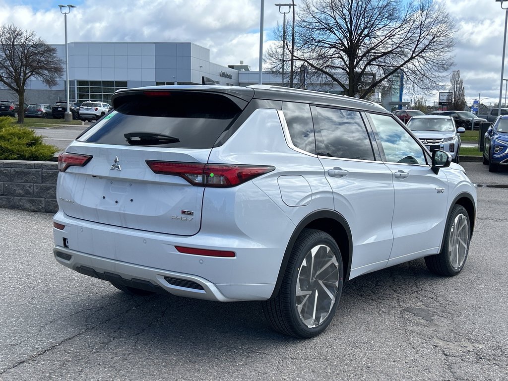 2024  OUTLANDER PHEV GT S-AWC...In Stock and Ready to Go...buy today! in Whitby, Ontario - 7 - w1024h768px