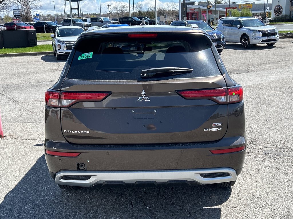 2024  OUTLANDER PHEV LE S-AWC...In Stock and Ready to Go! Buy Today! in Whitby, Ontario - 6 - w1024h768px