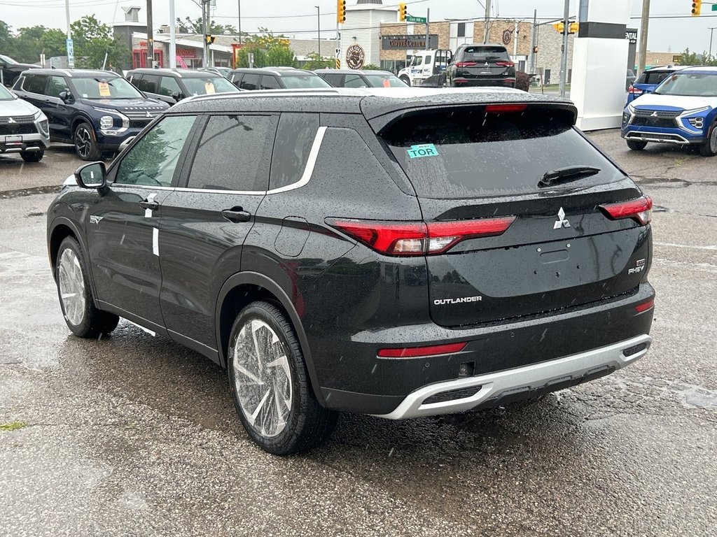 2024  OUTLANDER PHEV SEL.. Free Winter Tires in Whitby, Ontario - 5 - w1024h768px