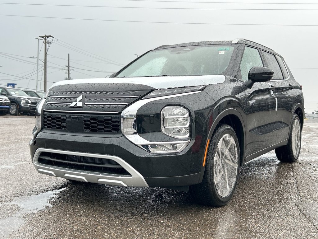 2024  OUTLANDER PHEV SEL.. Free Winter Tires in Whitby, Ontario - 3 - w1024h768px