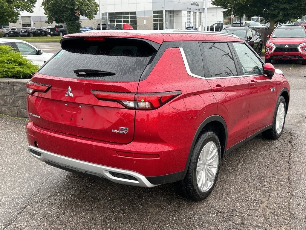 2024  OUTLANDER PHEV LE.. Free Winter Tires in Whitby, Ontario - 7 - w1024h768px