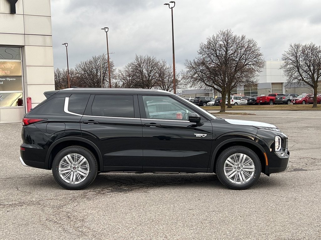 2024  OUTLANDER PHEV LE.. Free Winter Tires in Whitby, Ontario - 8 - w1024h768px