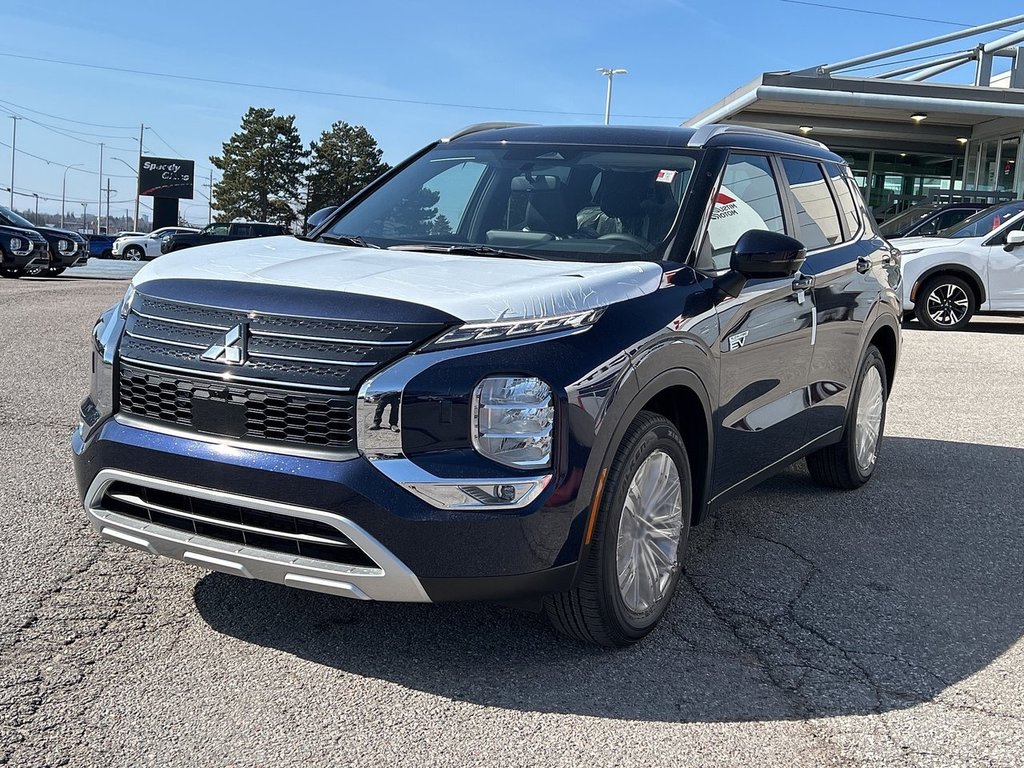 2024  OUTLANDER PHEV LE.. Free Winter Tires in Whitby, Ontario - 3 - w1024h768px