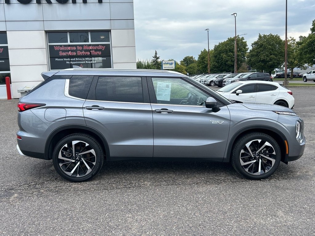 2024  OUTLANDER PHEV SEL.. Free Winter Tires in Whitby, Ontario - 7 - w1024h768px