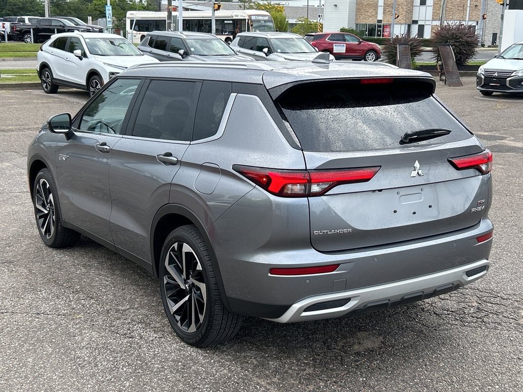 2024  OUTLANDER PHEV SEL.. Free Winter Tires in Whitby, Ontario - 5 - w1024h768px