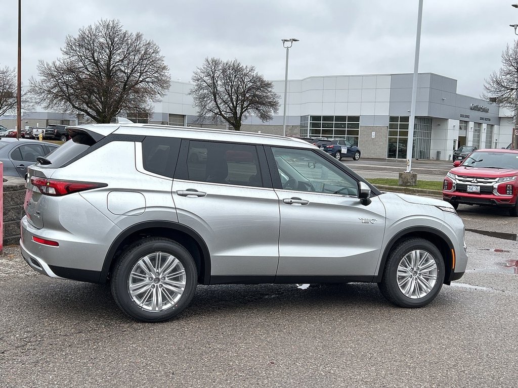 2024  OUTLANDER PHEV LE.. Free Winter Tires in Whitby, Ontario - 8 - w1024h768px